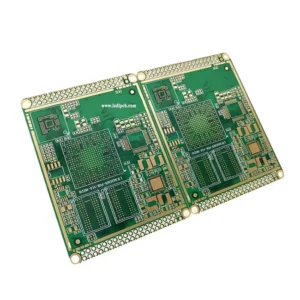 Circuit PCB multicouche