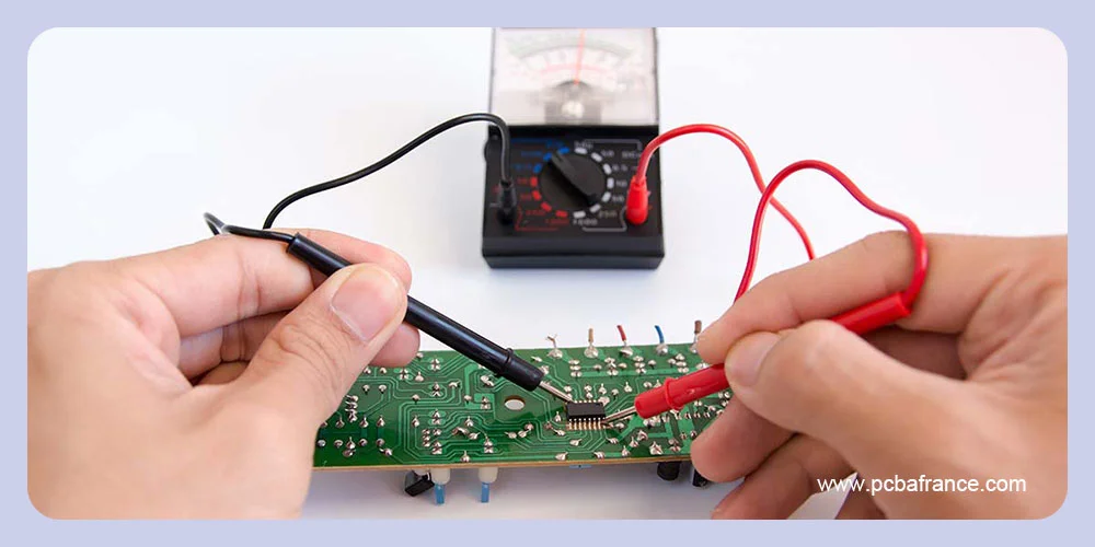 Nettoyez et testez le circuit imprimé